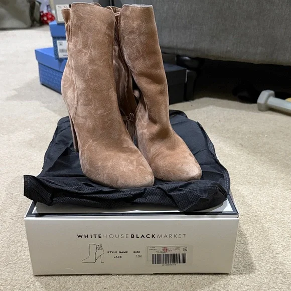 White House Black Market Brown Suede Heeled Boots size 7.5M - Picture 1 of 6